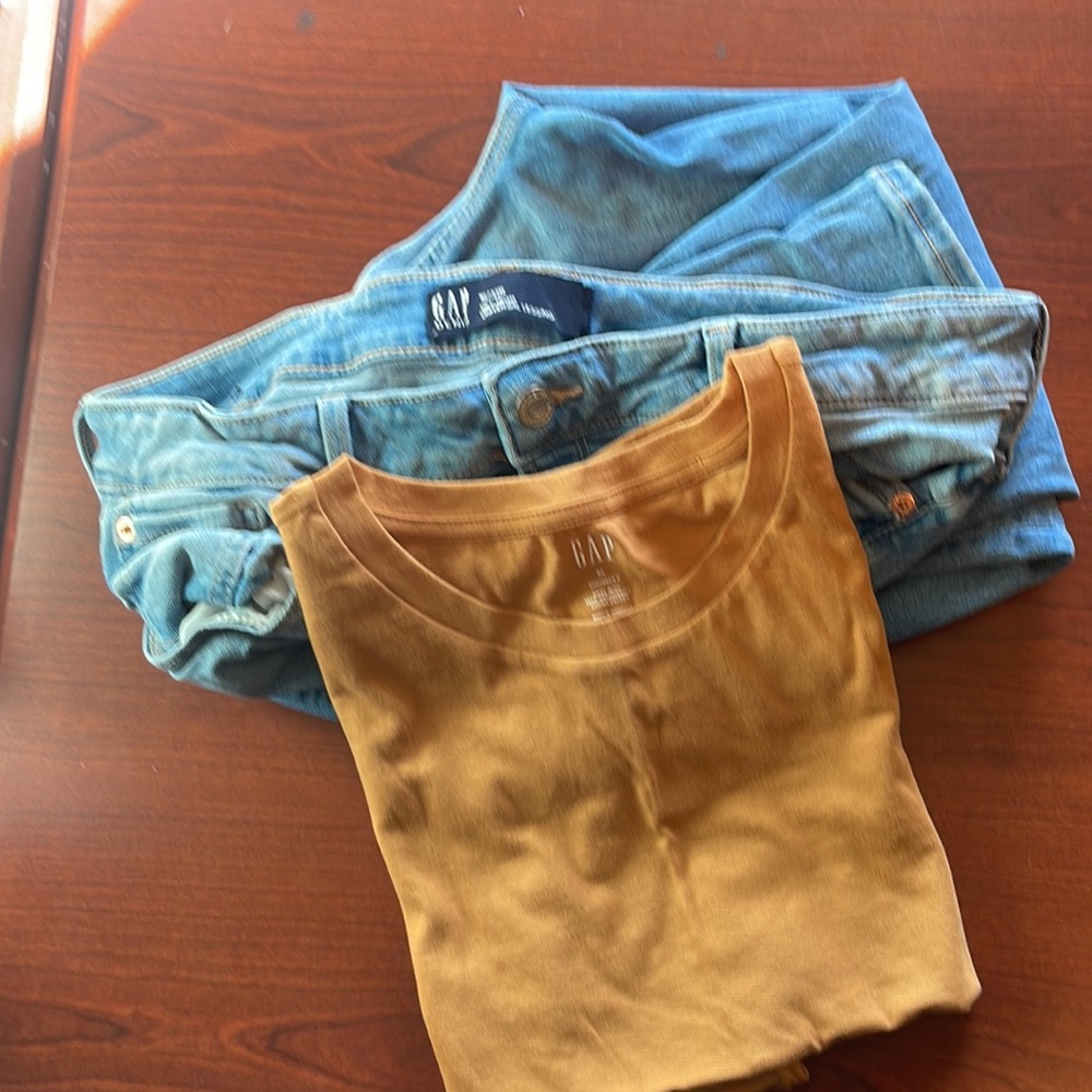 Gap denim high rise skinny legging stretchy T shirt xl mustard color gently used